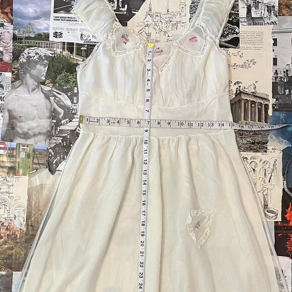 Beautiful vintage slip dress - Picture 4 of 6